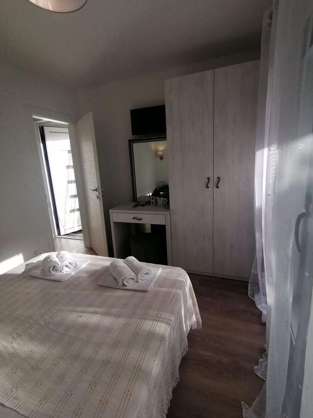 Apartmani Zoric Vodice Oda fotoğraf